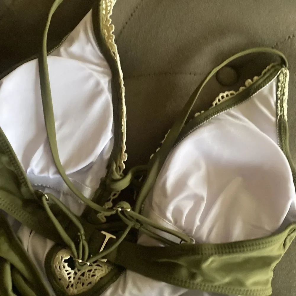 Cupshe Green Lace Trimmed one piece padded swimsuit swim